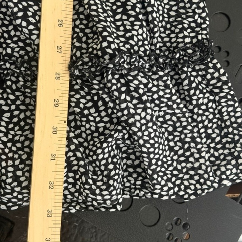 She + Sky Black White Petal Print Tiered Ruffle Mini Dress SS7051 Womens Large - Picture 8 of 8